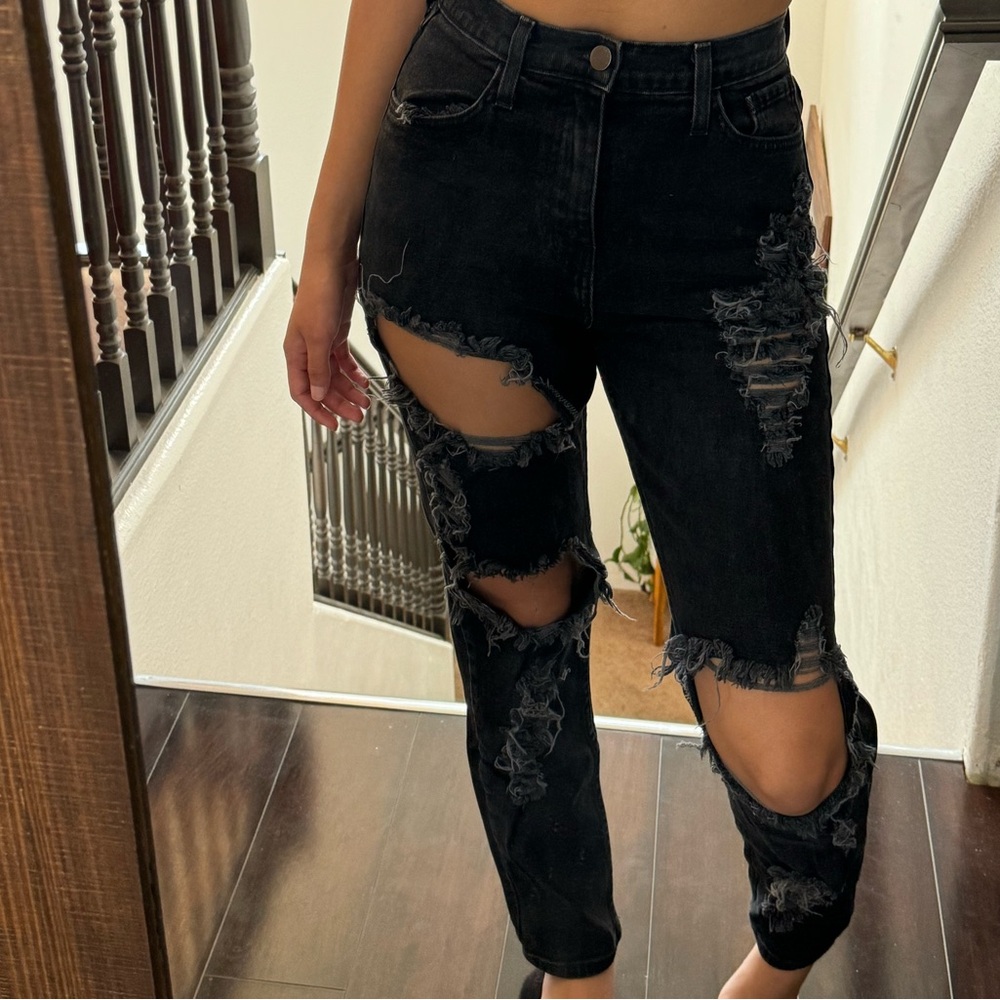 Fashion nova distressed jeans